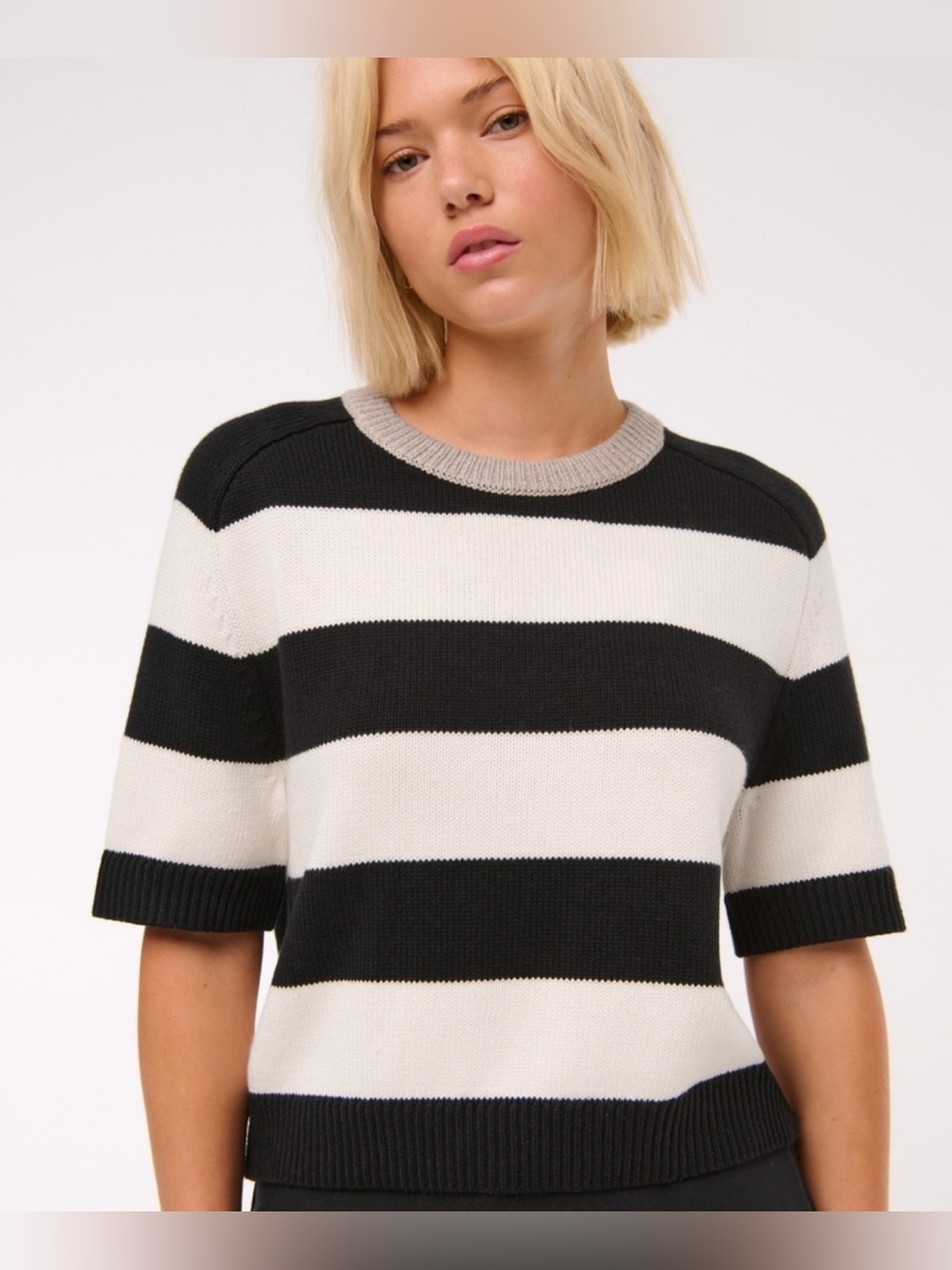 NWT The A&F Madeline Crew Sweater Tee - Black & White Stripe Short Sleeve Size L - Picture 5 of 10
